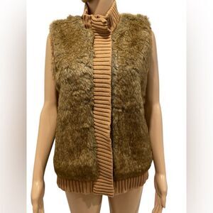 Jones New York Signature Faux Fur Brown/tan Vest size M